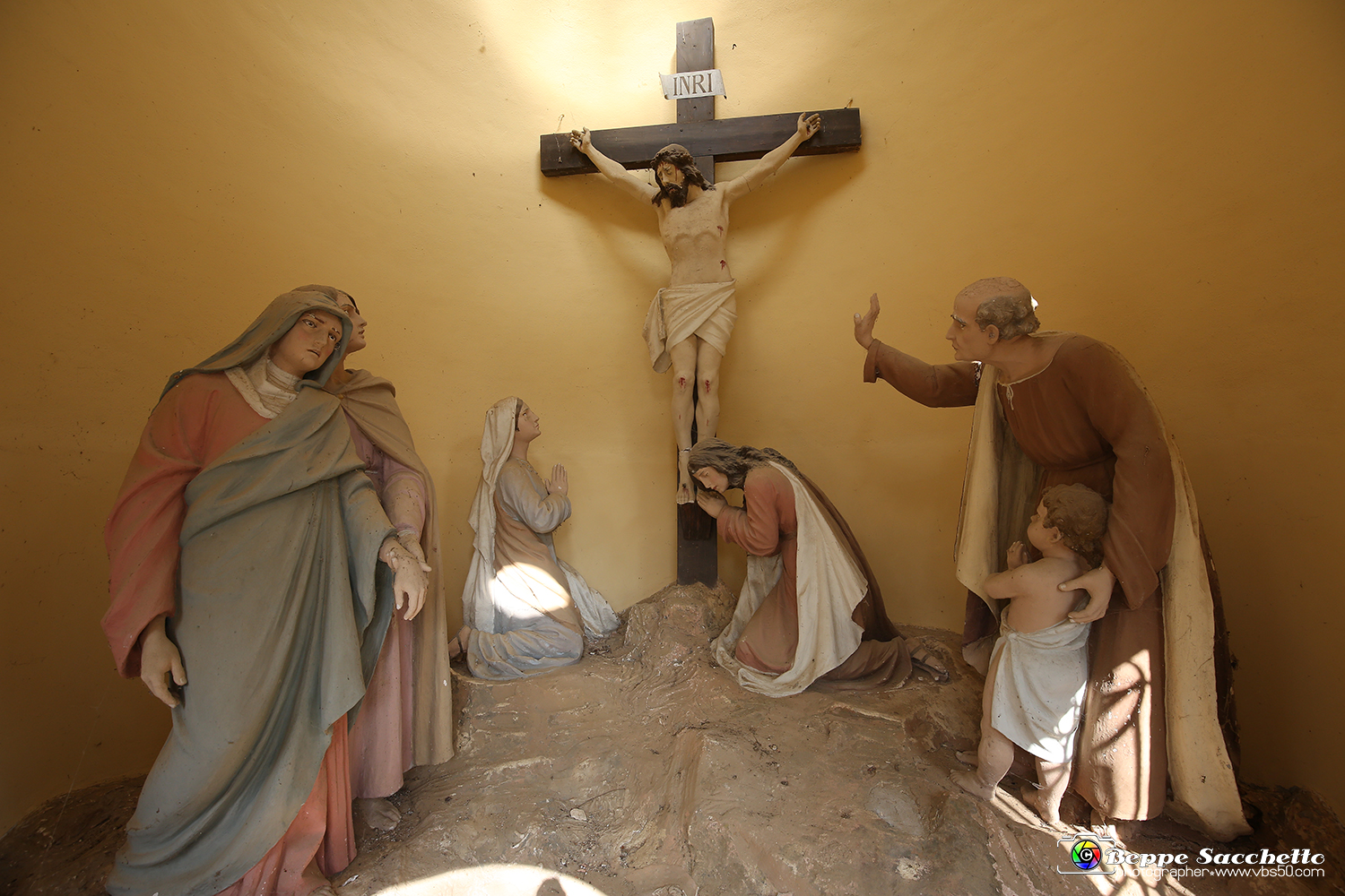 VBS_6772 - I Piloni della Via Crucis del Sacro Monte di Montà d'Alba.jpg